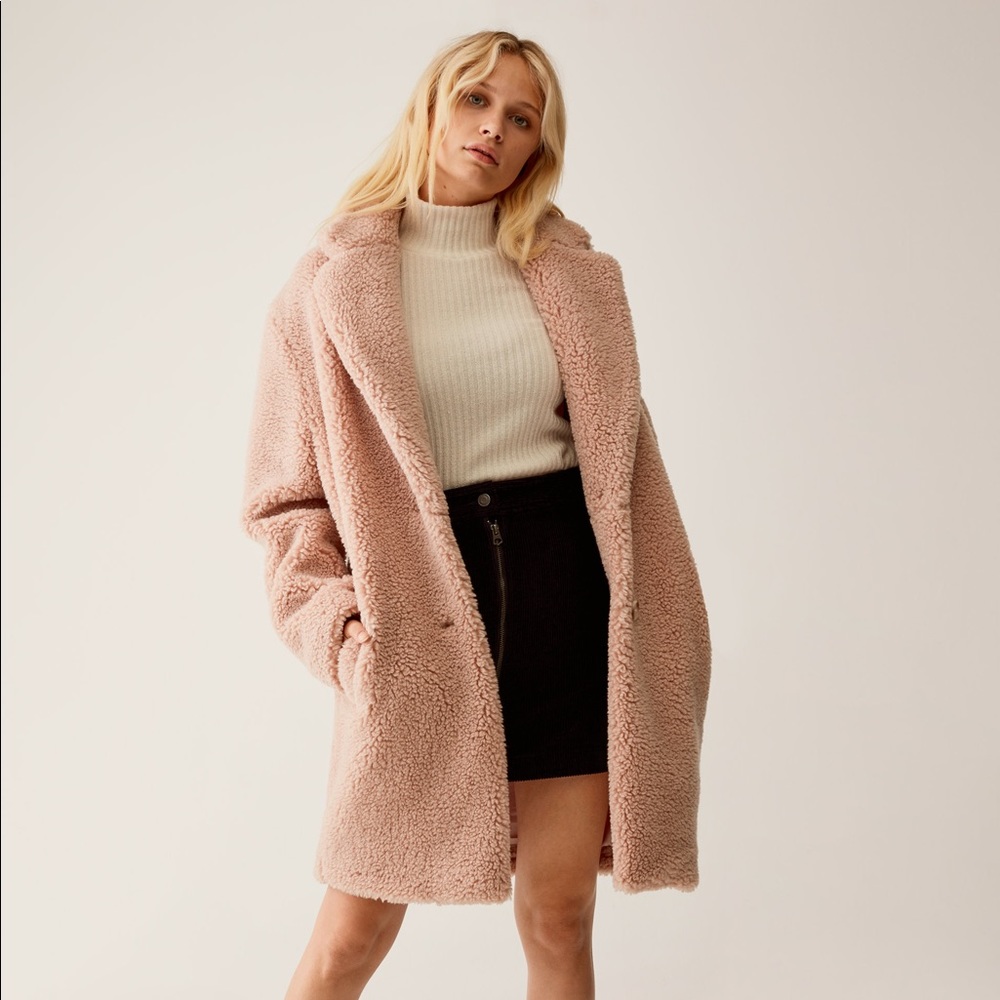 SOLD Aritzia Wilfred Free THE TEDDY COCOON